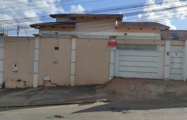 Casa de 3 Quartos, Bairro São Carlos, Anápolis/Go.